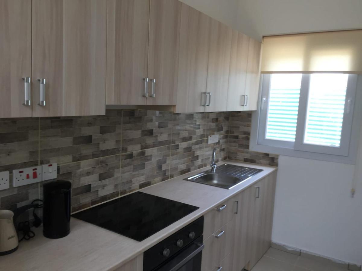Suluca Homes Girne Buitenkant foto