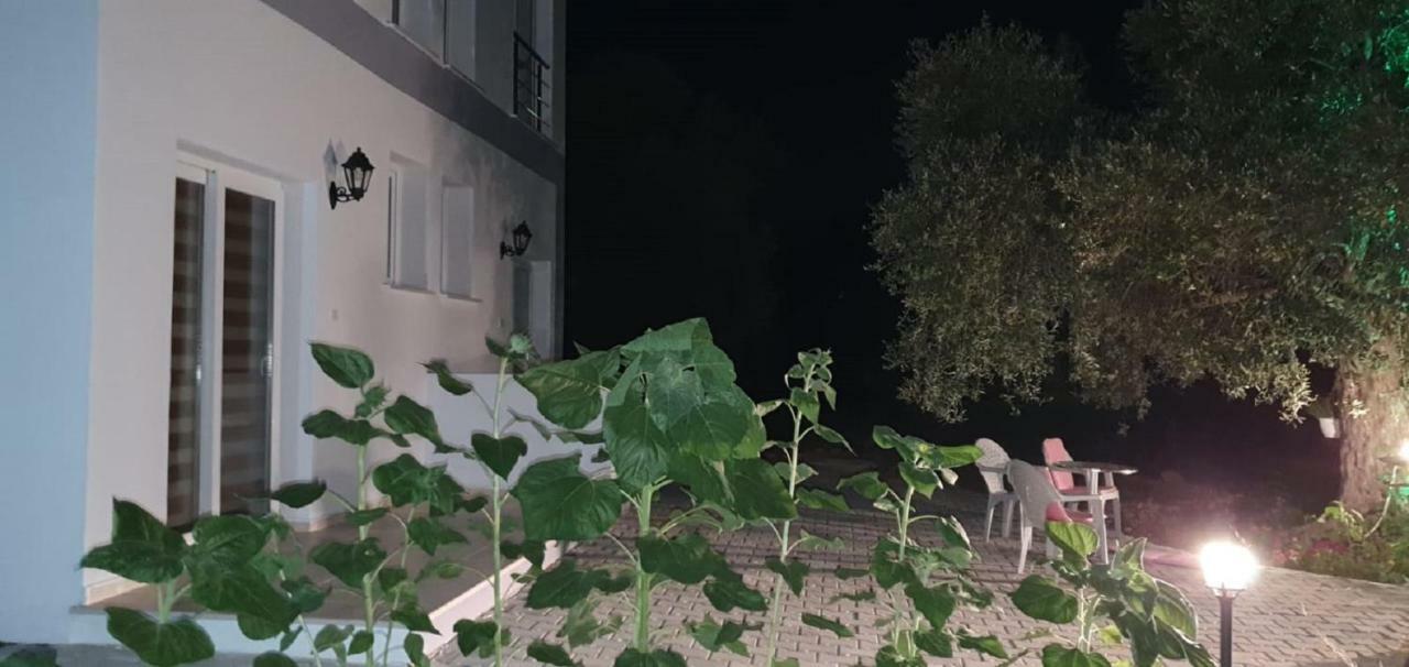 Suluca Homes Girne Buitenkant foto